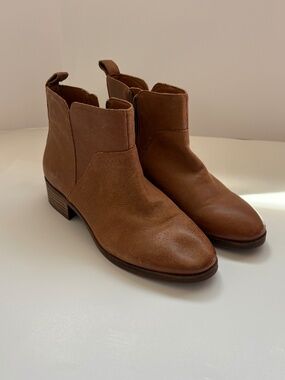 Women's Ankle cut Lucky Brand Boots 8 1/2